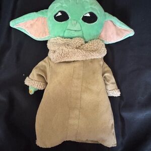 Star Wars Green Plush with Tan Outfit